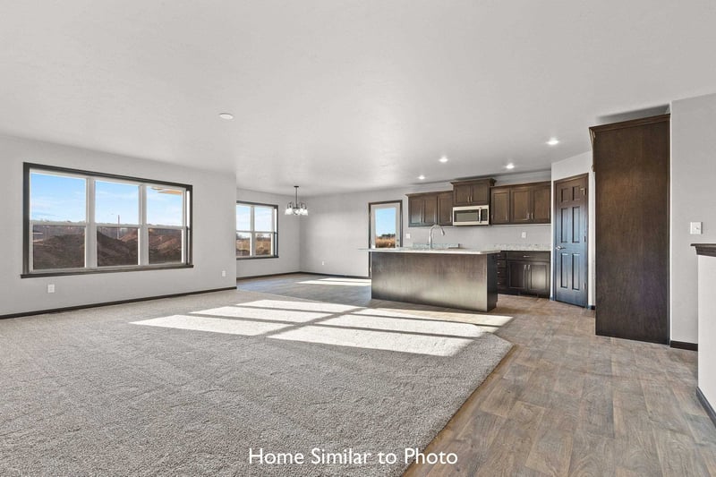 1724 Betty Jean Ln, Green Bay, WI 54313