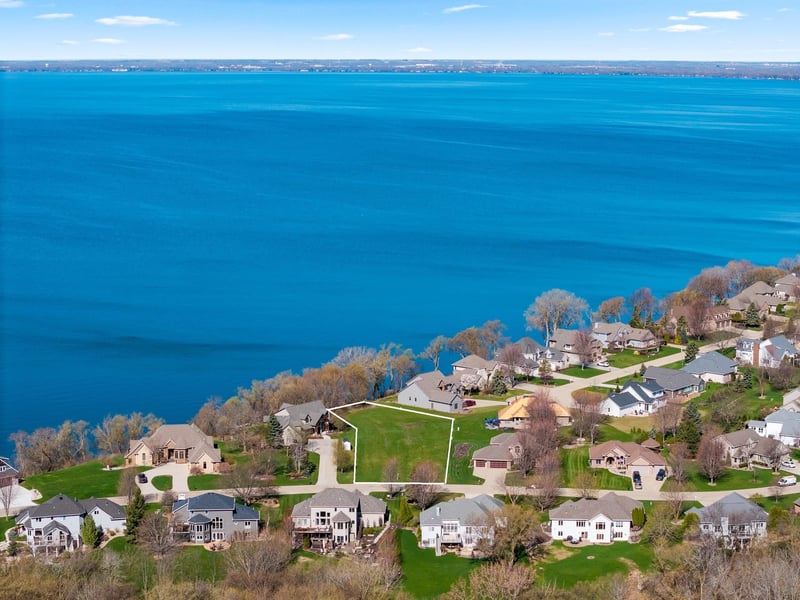 N7827 State Park Rd #41, Sherwood, WI 54169