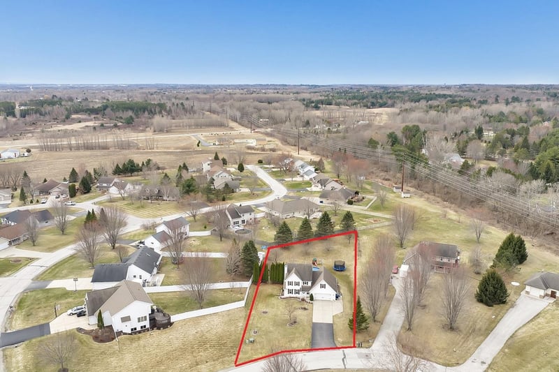2277 Redpepper Trl, Suamico, WI 54313