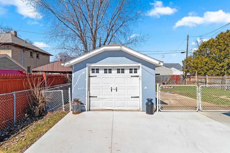 515 Roy Ave, Green Bay, WI 54303