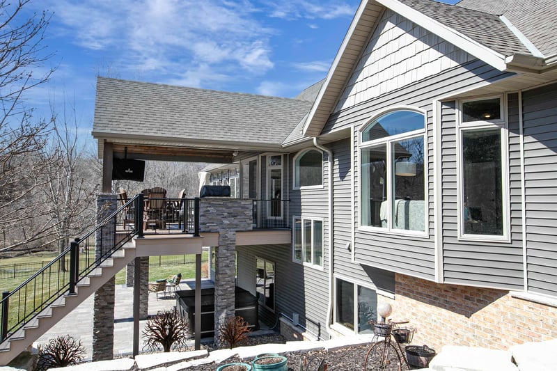 2592 Remington Ct, Green Bay, WI 54302