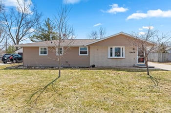 2466 Pecan St, Green Bay, WI 54311