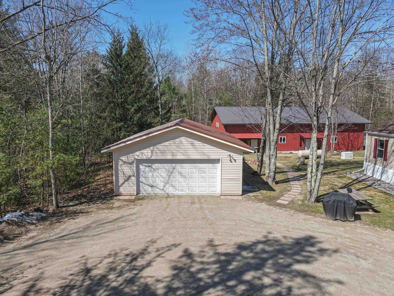11136 Weso Creek Rd, Suring, WI 54174