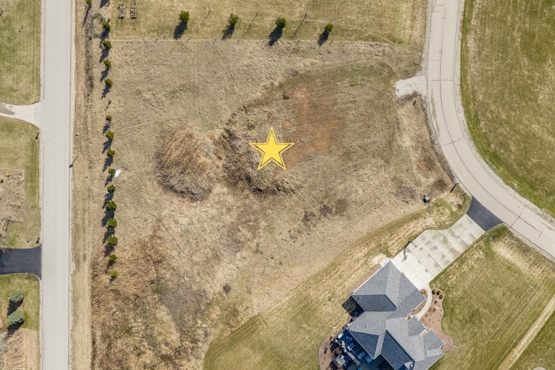 2835 Stone Creek Cir, Suamico, WI 54313