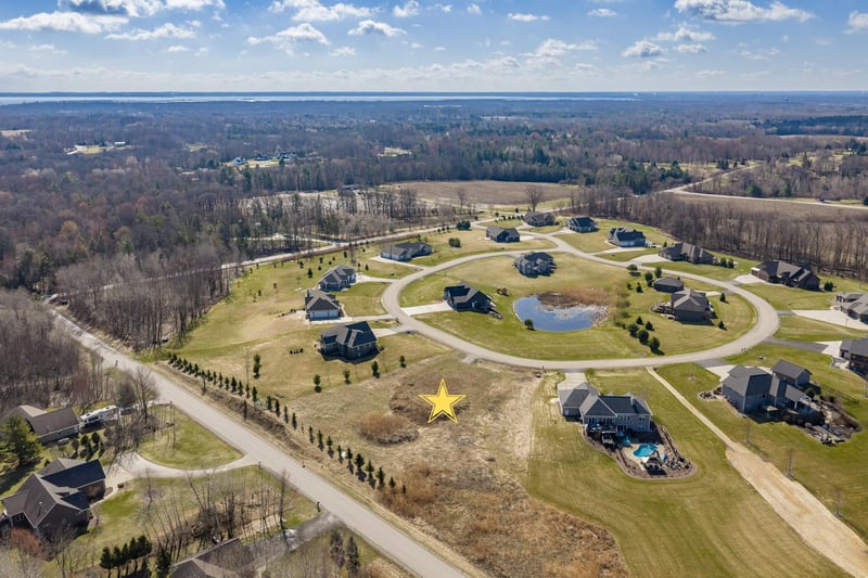2835 Stone Creek Cir, Suamico, WI 54313