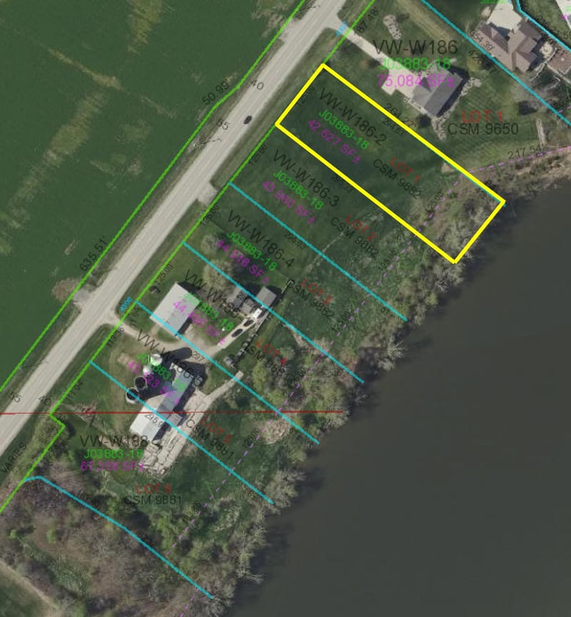 4225 Lost Dauphin Rd #1, De Pere, WI 54115