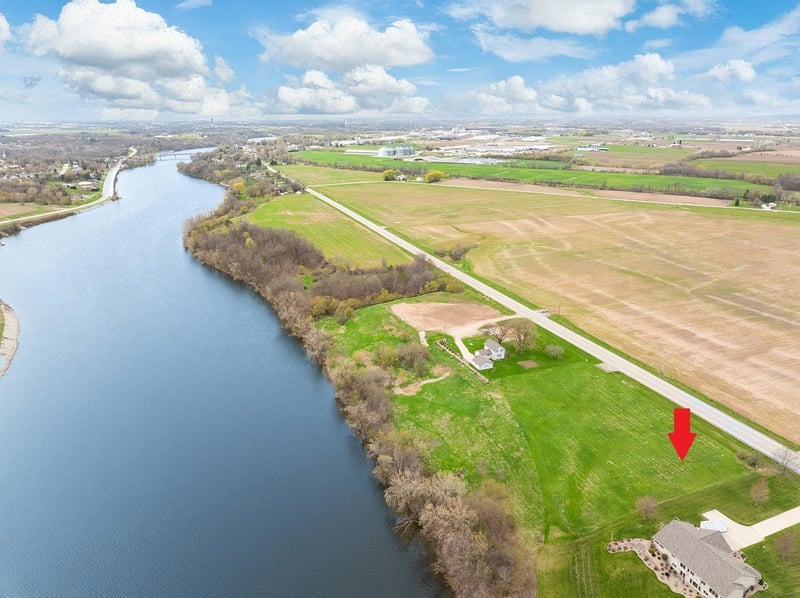 4225 Lost Dauphin Rd #1, De Pere, WI 54115