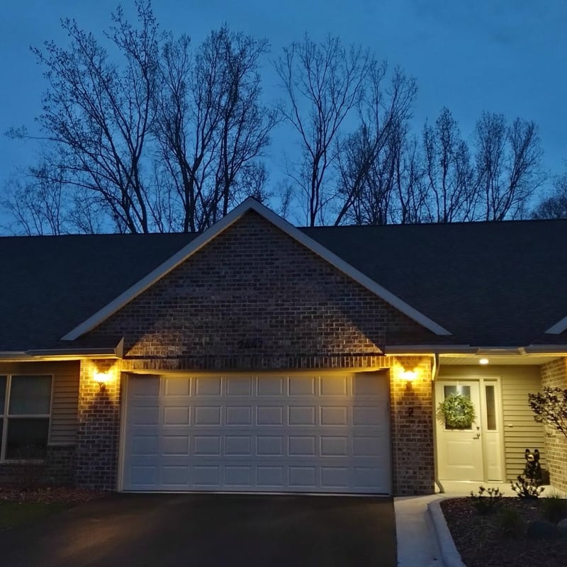 2447-2 Remington Rd, Green Bay, WI 54302