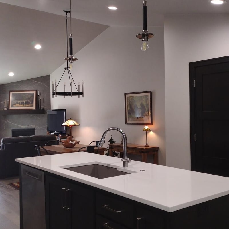 2447-2 Remington Rd, Green Bay, WI 54302