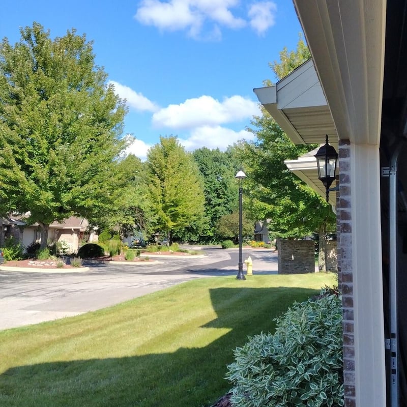 2447-2 Remington Rd, Green Bay, WI 54302