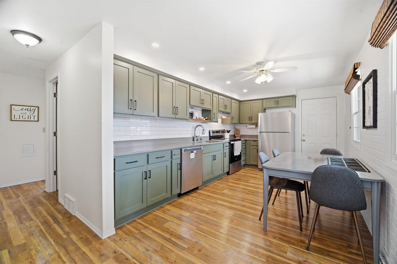 124 Ramlen Ct, Appleton, WI 54915