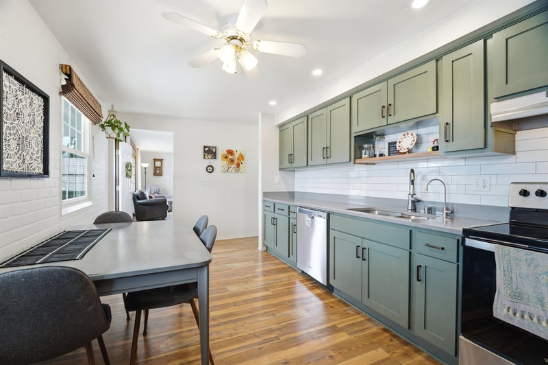 124 Ramlen Ct, Appleton, WI 54915