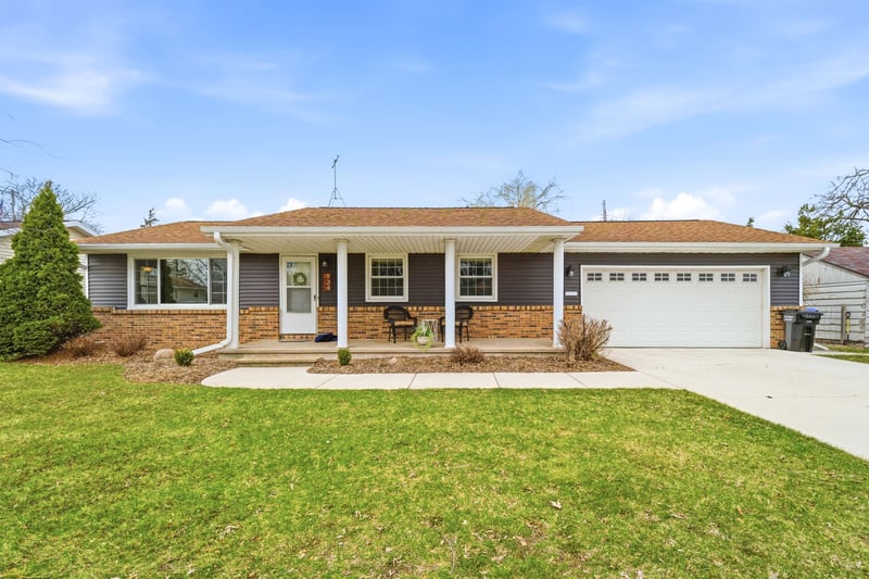 124 Ramlen Ct, Appleton, WI 54915