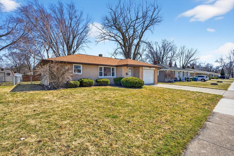 1513 Beauchamp St, Green Bay, WI 54304