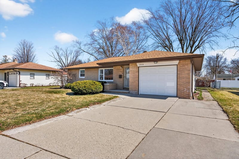 1513 Beauchamp St, Green Bay, WI 54304