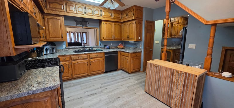 1110 Shawano Ave, Green Bay, WI 54303