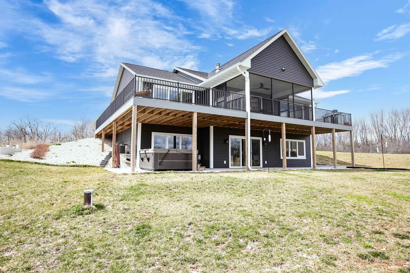 4823 Rushford Ave, Omro, WI 54963-9654