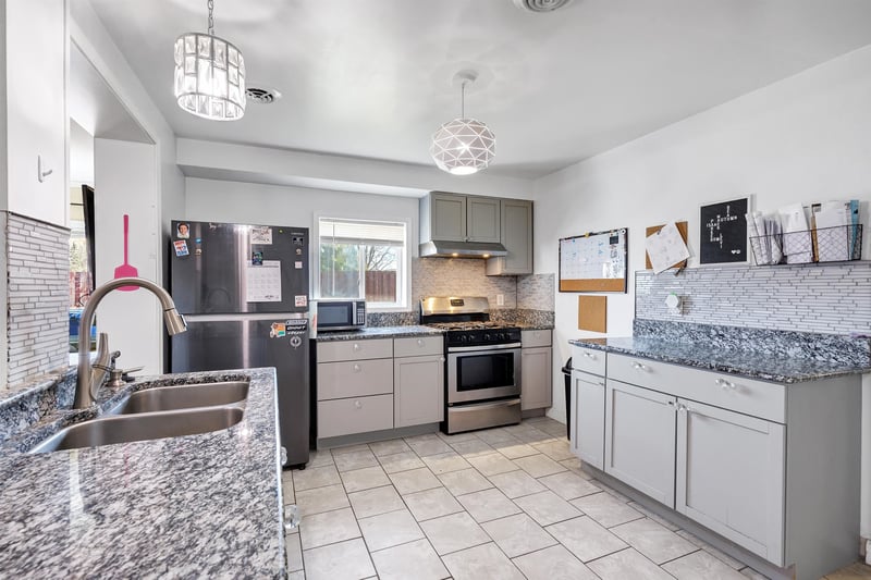 601 Kalb Ave, Green Bay, WI 54301-2442