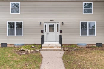 1159 Minahan St, Green Bay, WI 54303-4078