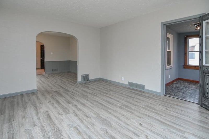 835 Neville Ave, Green Bay, WI 54303