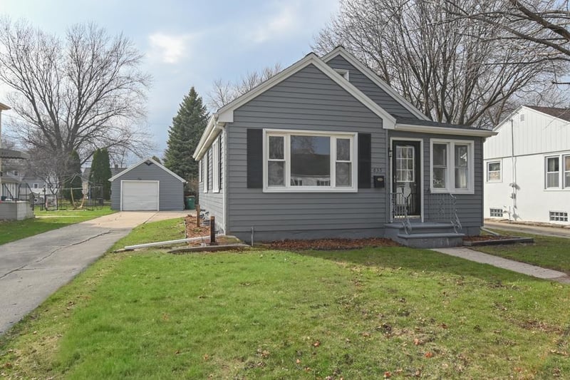 835 Neville Ave, Green Bay, WI 54303