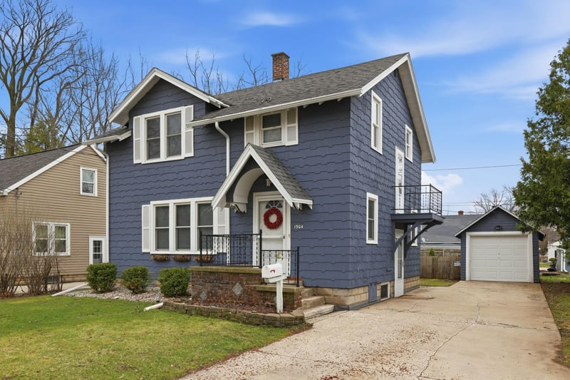1904 Alvin St, Appleton, WI 54911