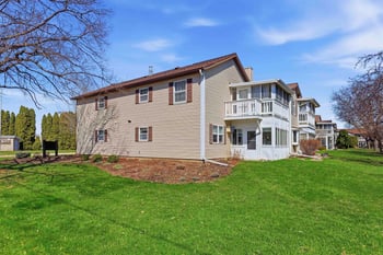 2302 Wisconsin St, Oshkosh, WI 54901-1886