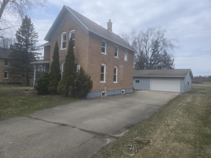 119 Park St, Bonduel, WI 54107
