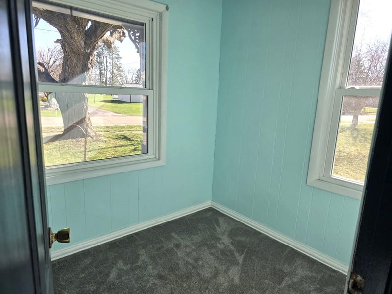 119 Park St, Bonduel, WI 54107