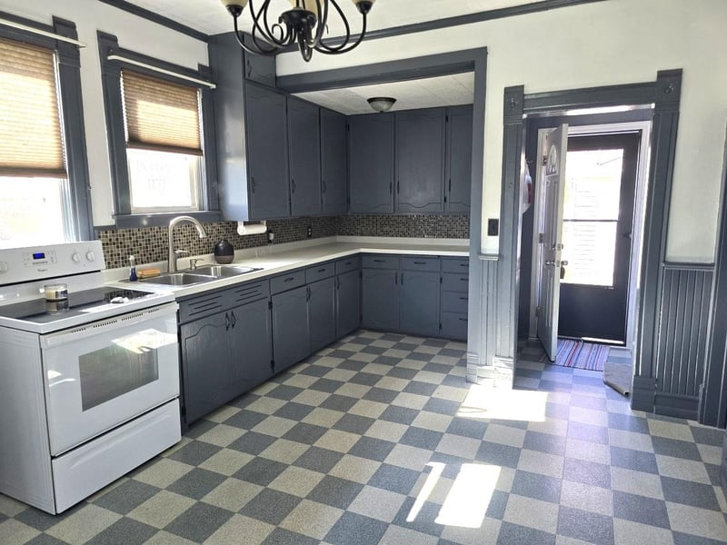 119 Park St, Bonduel, WI 54107