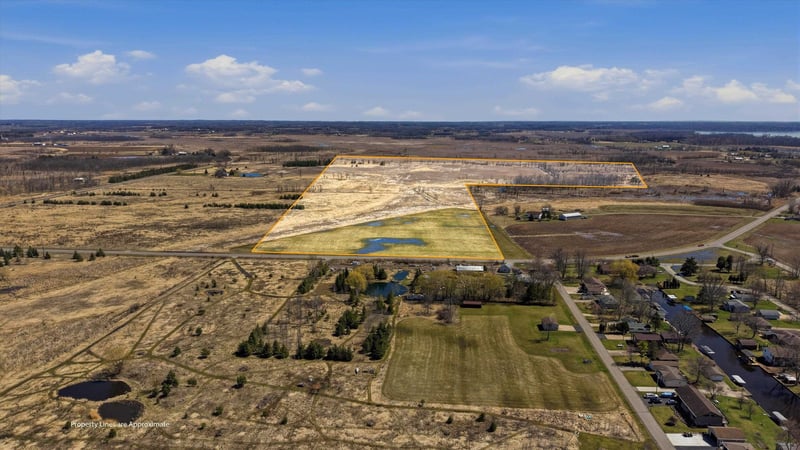 County Road Mm, Larsen, WI 54947-9999