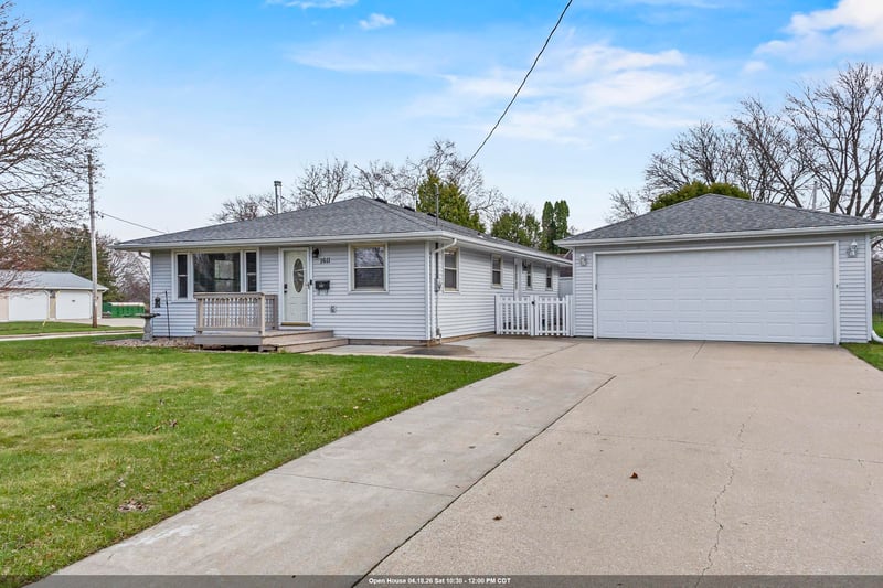 1611 Glendale Ave, Appleton, WI 54911