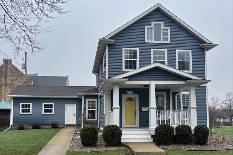 410 Cass St, Green Bay, WI 54301-3704