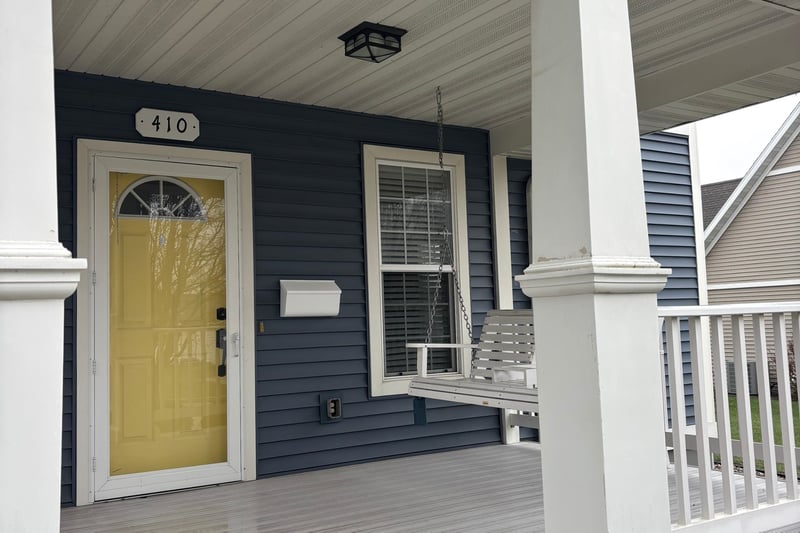 410 Cass St, Green Bay, WI 54301-3704