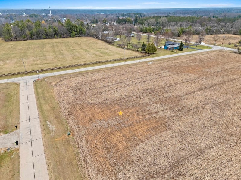 Kingfisher Ln #3, Oconto Falls, WI 54154