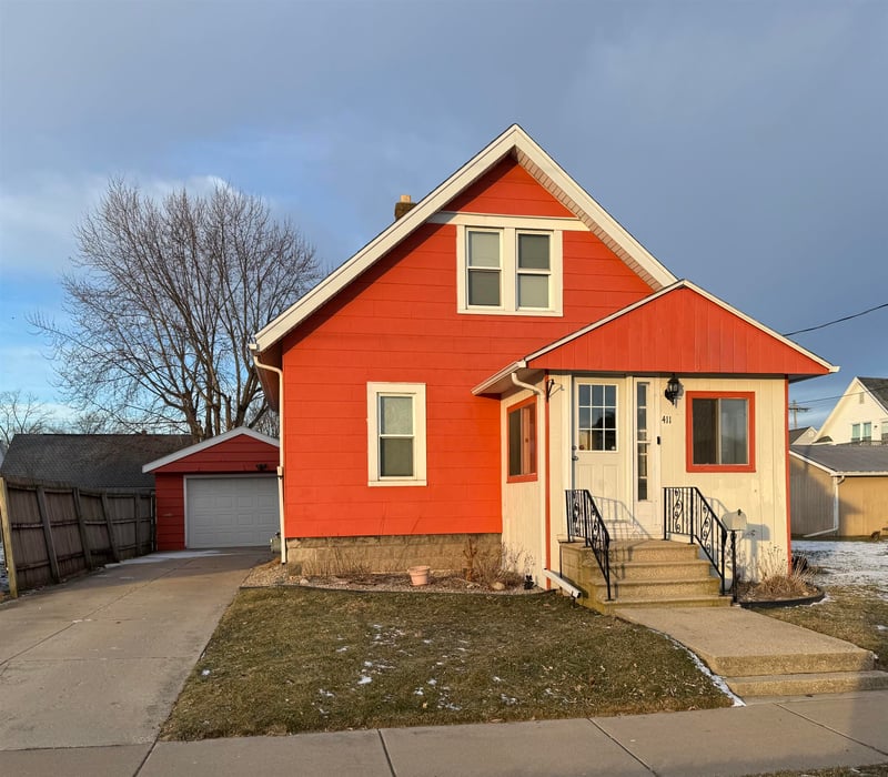 411 Union St, Neenah, WI 54956