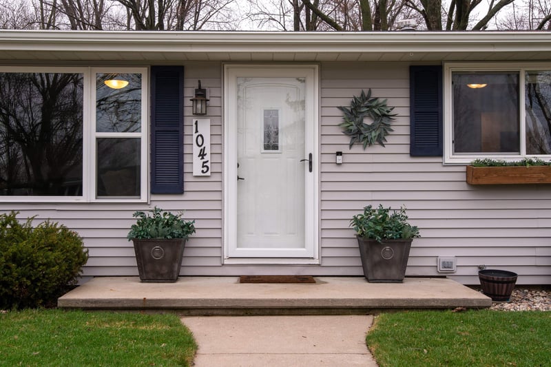 1045 Melissa St, Menasha, WI 54952
