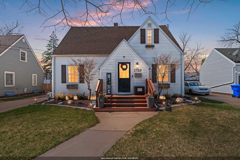 1729 Harriman St, Appleton, WI 54911
