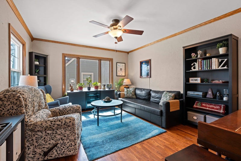 1729 Harriman St, Appleton, WI 54911