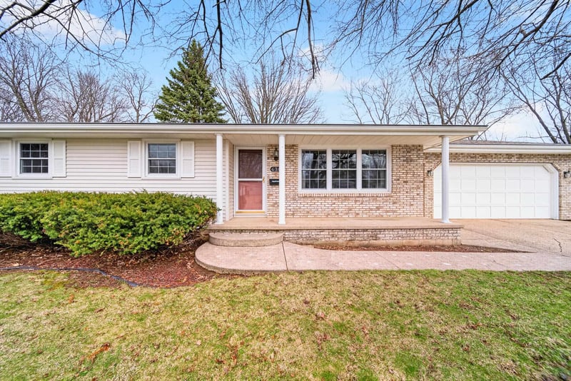 630 Clara St, Appleton, WI 54915