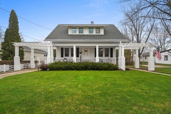 114 Mission Rd, Green Bay, WI 54301