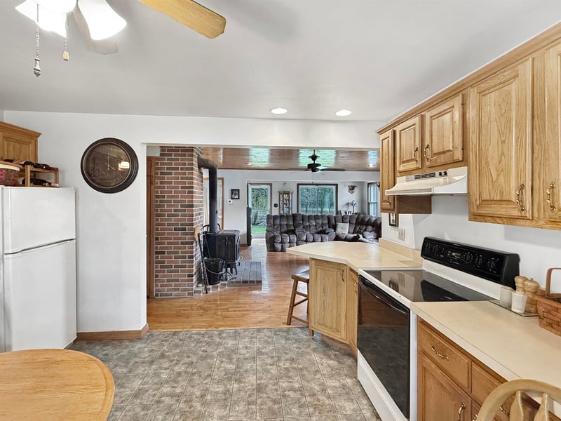 4639 Rivermoor Rd, Omro, WI 54963