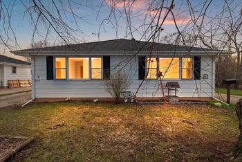 801 Caroline St, Neenah, WI 54956