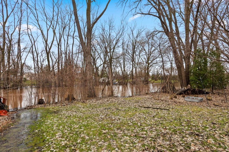 612 Knight Ave, Neenah, WI 54956