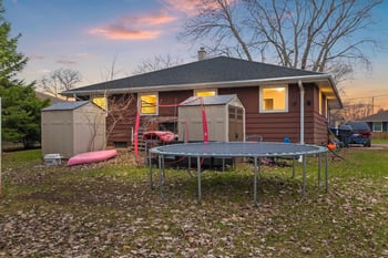 612 Knight Ave, Neenah, WI 54956