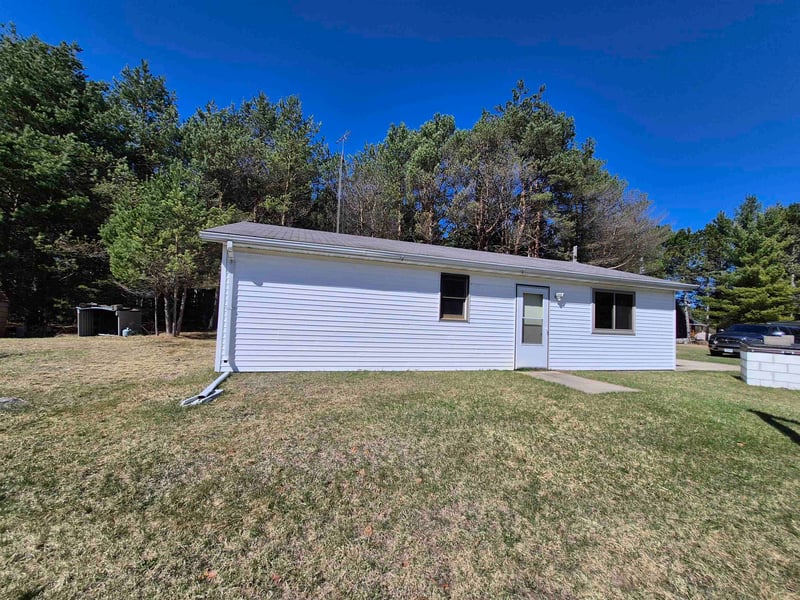 13539 Linda Ln, Mountain, WI 54149