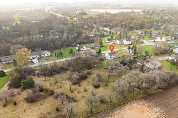 1966 Sky Ranch Ave, Oshkosh, WI 54904-7035