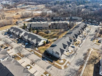 1274 Bayport Ter, Green Bay, WI 54313