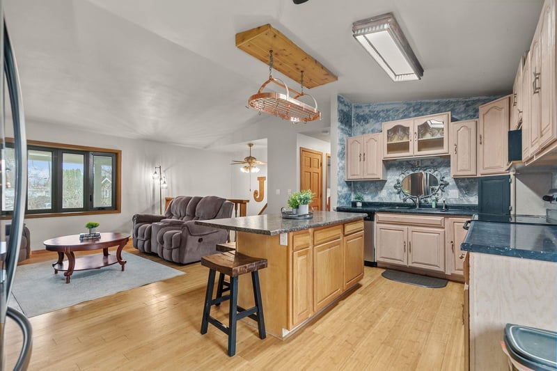 1130 Grant St, Appleton, WI 54914