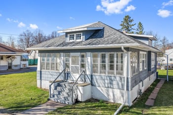 802 9th St, Green Bay, WI 54304-2502